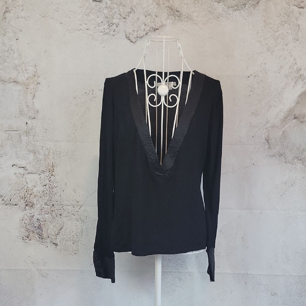 To The Max Black V-Neck Long Sleeve Top Womens Size L